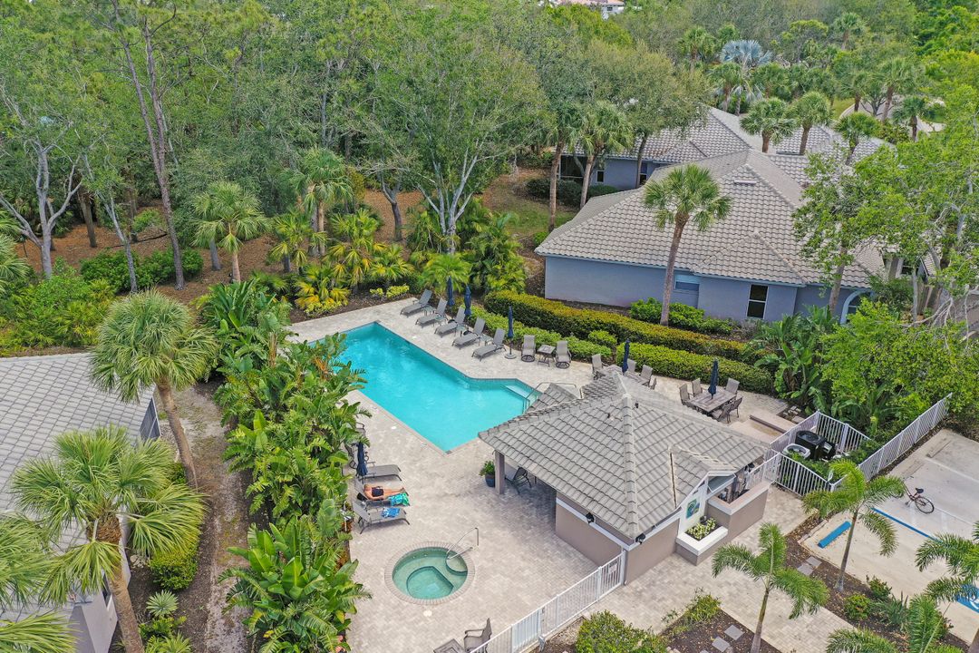 3411 Wildwood Lake Cir, Bonita Springs, FL 34134