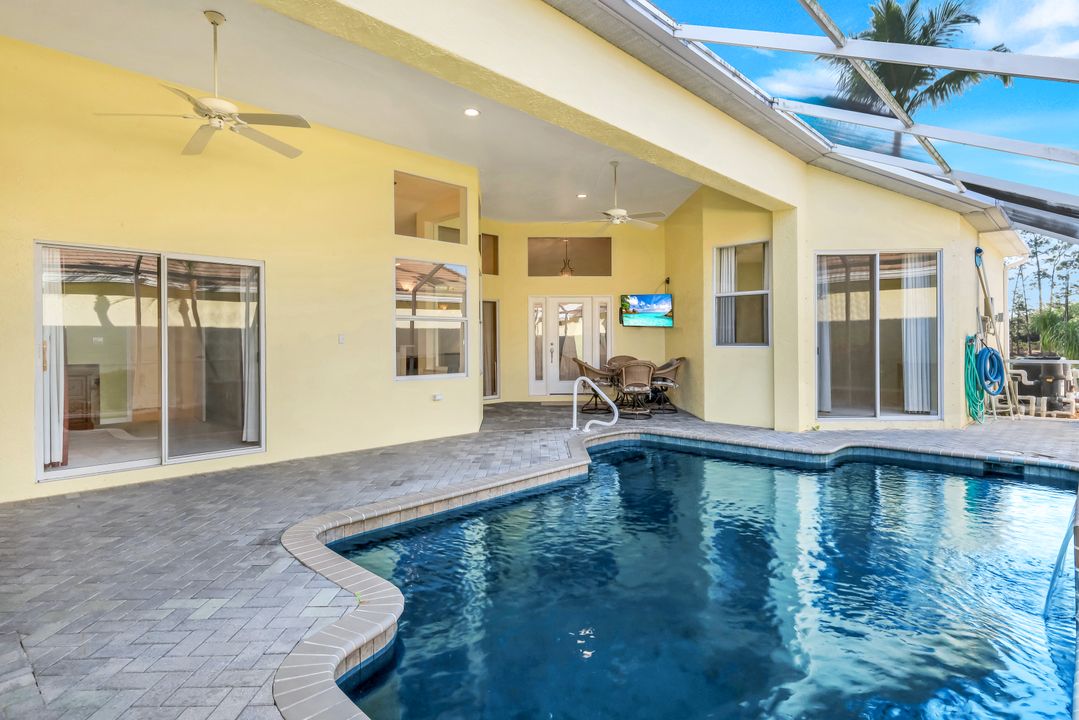 1201 Jardin Dr, Naples, FL 34104