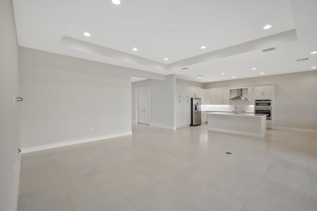 3748 Finsbury Wy, Fort Myers, FL 33905