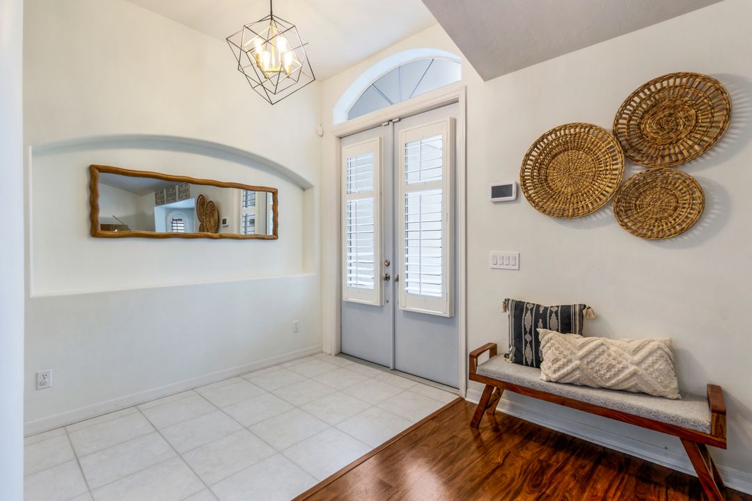 124 Heritage Way, Naples, FL 34110