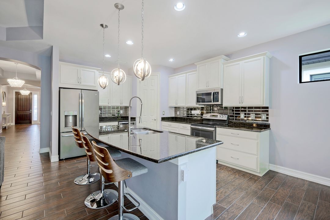 14374 Tuscany Pointe Trl, Naples, FL 34120