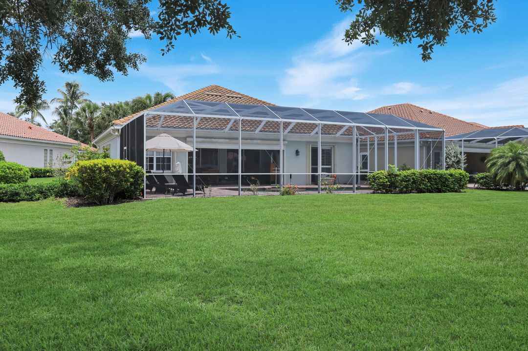 5855 Charlton Way, Naples, FL 34119