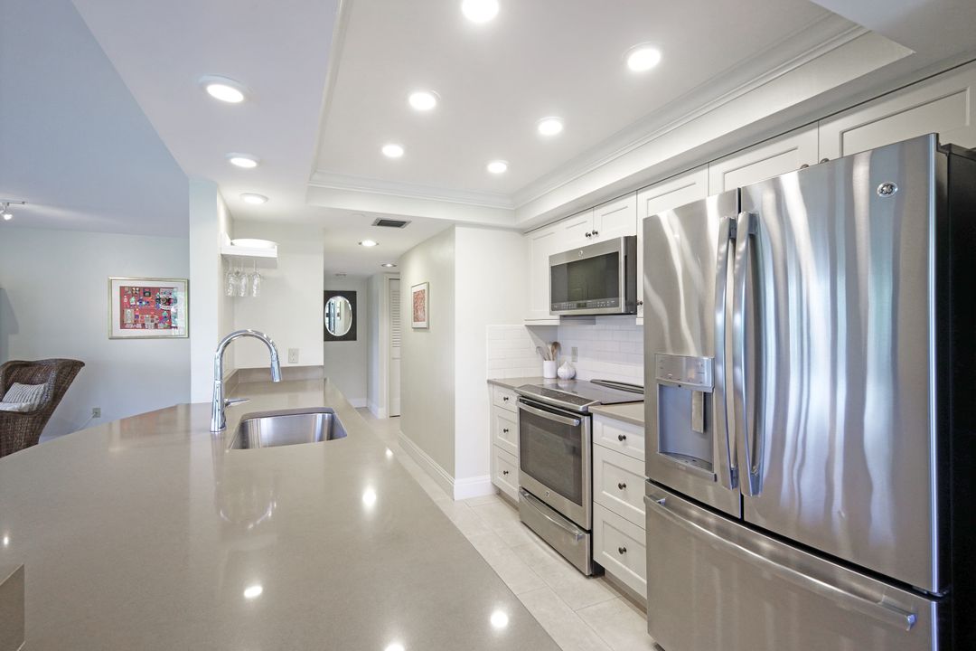 6080 Pelican Bay Blvd #A-202, Naples, FL 34108