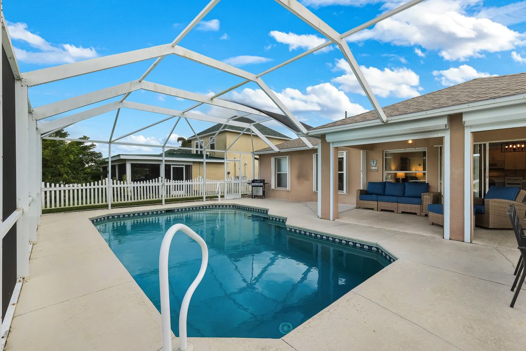 615 SW 39th Terrace, Cape Coral, FL 33914