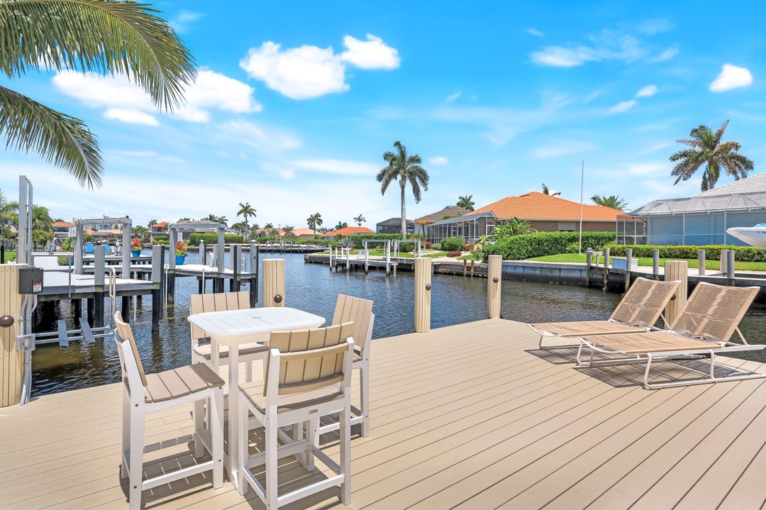 1048 Cottonwood Ct, Marco Island, FL 34145