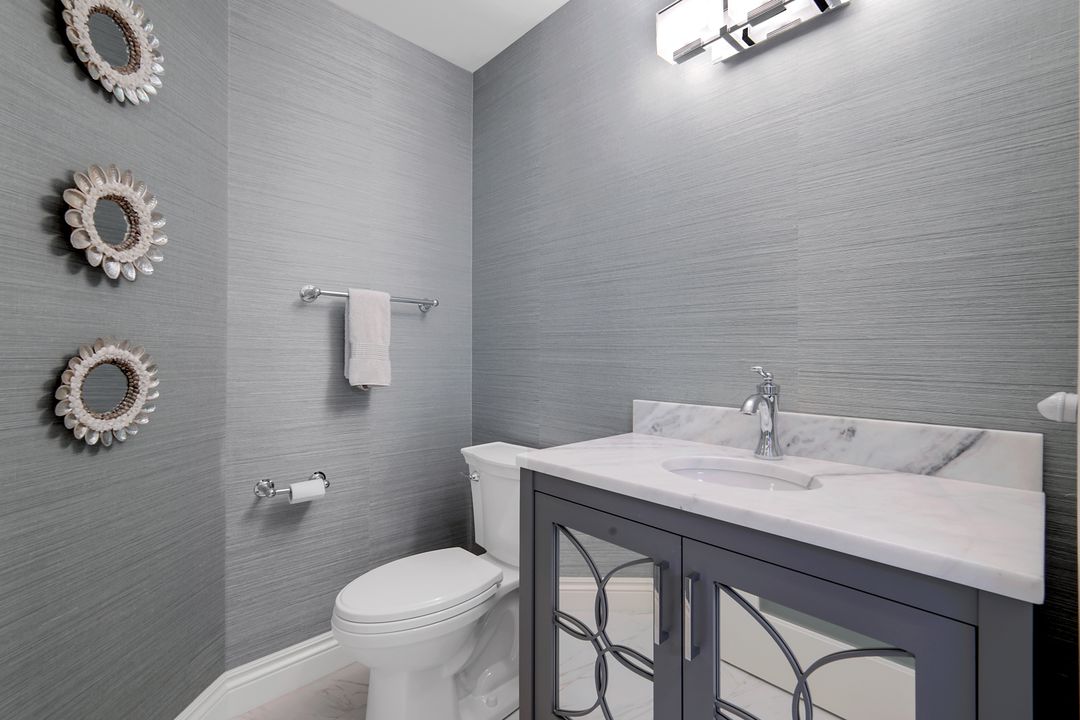 295 Grande Way #1004, Naples, FL 34110