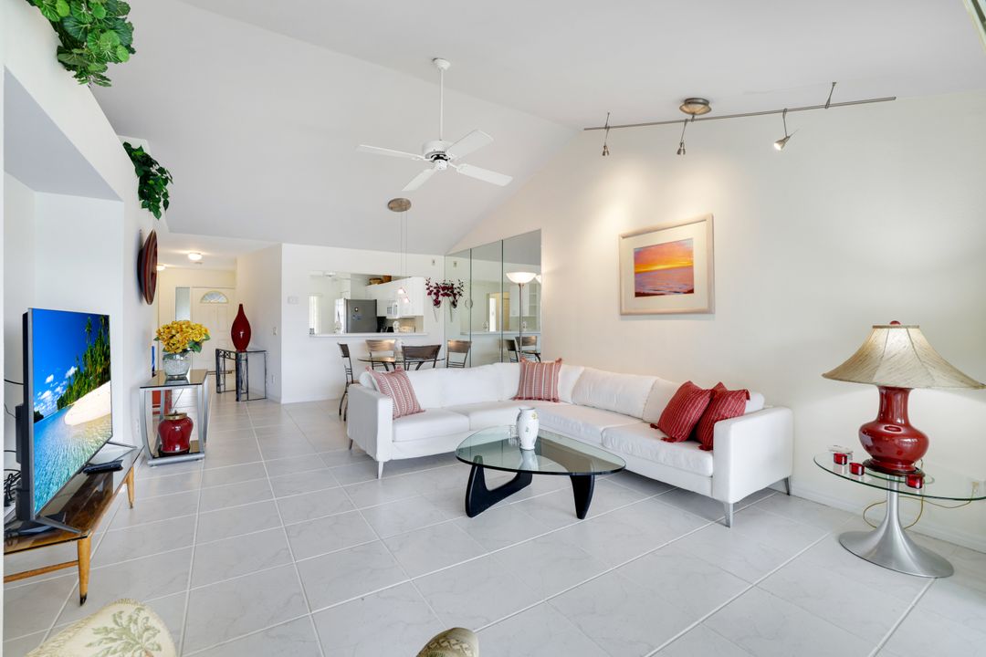 249 Gabriel Cir #2, Naples, FL 34104