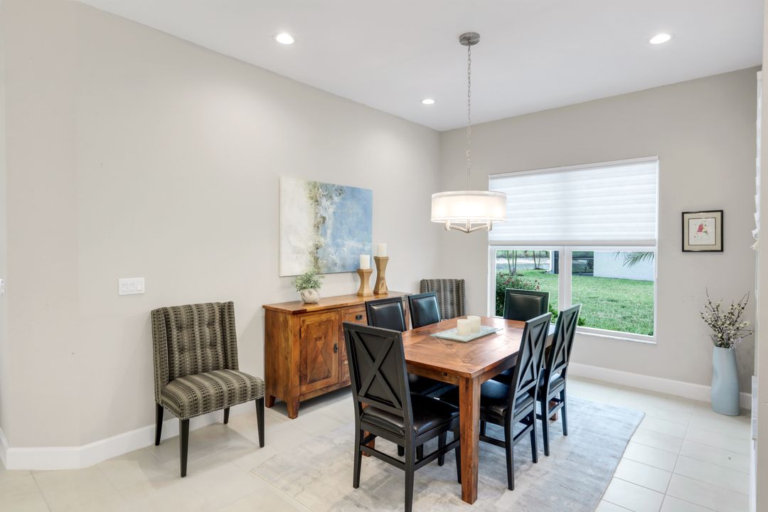 28558 Lobos Cir, Bonita Springs, FL 34135