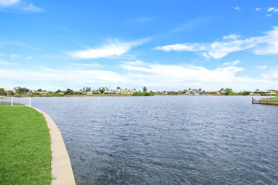 230 NE 18th St, Cape Coral, FL 33909