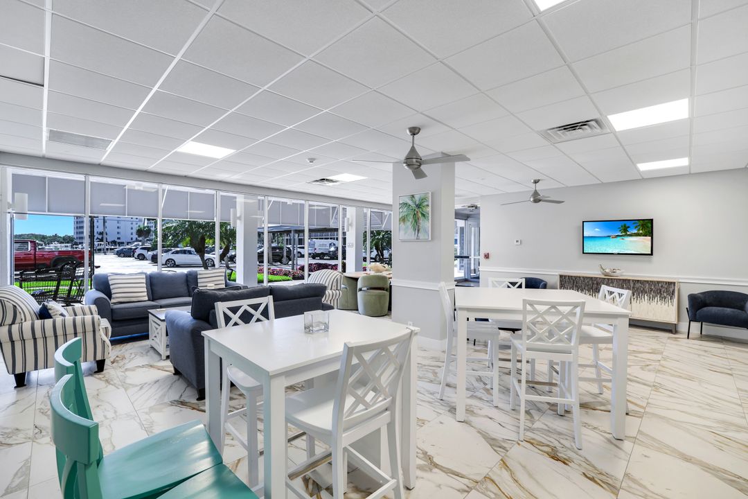 5 Bluebill Ave #506, Naples, FL 34108