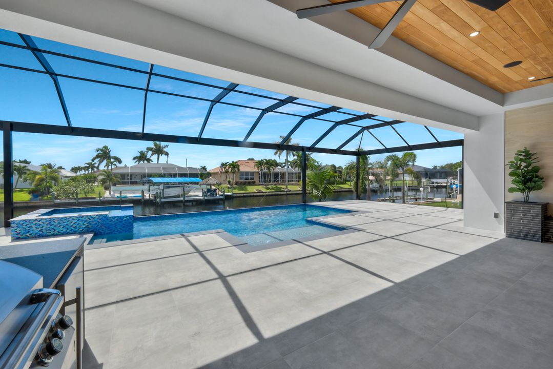 2826 SW 37th Terrace, Cape Coral, FL 33914