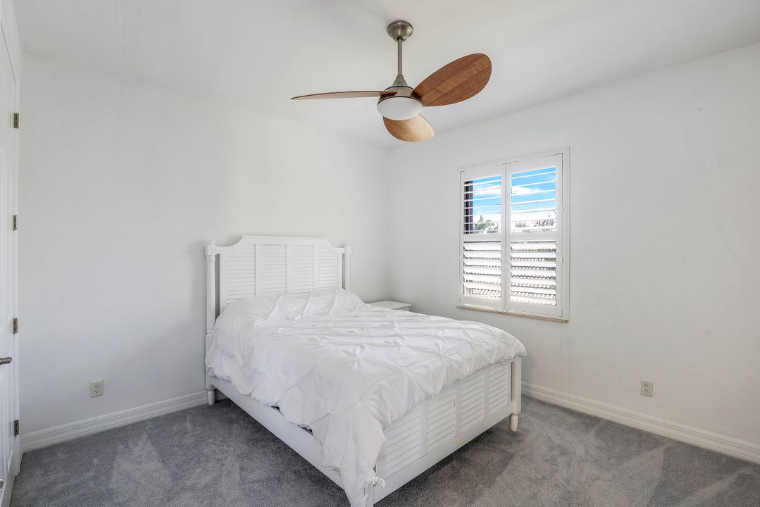 2550 SW 27th Pl, Cape Coral, FL 33914