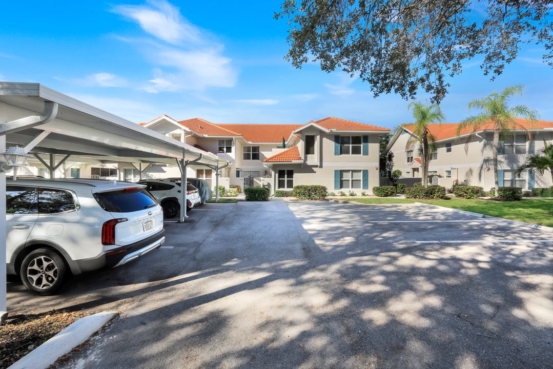 5070 Cedar Springs Dr #203, Naples, FL 34110