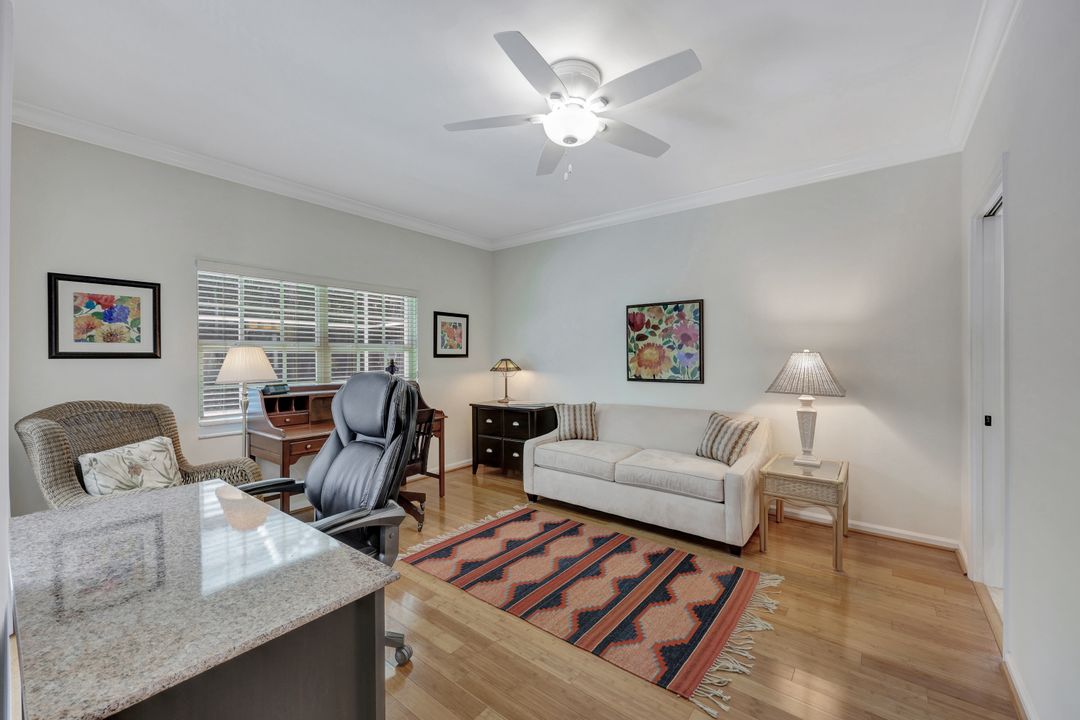5929 Chanteclair Dr #8, Naples, FL 34108