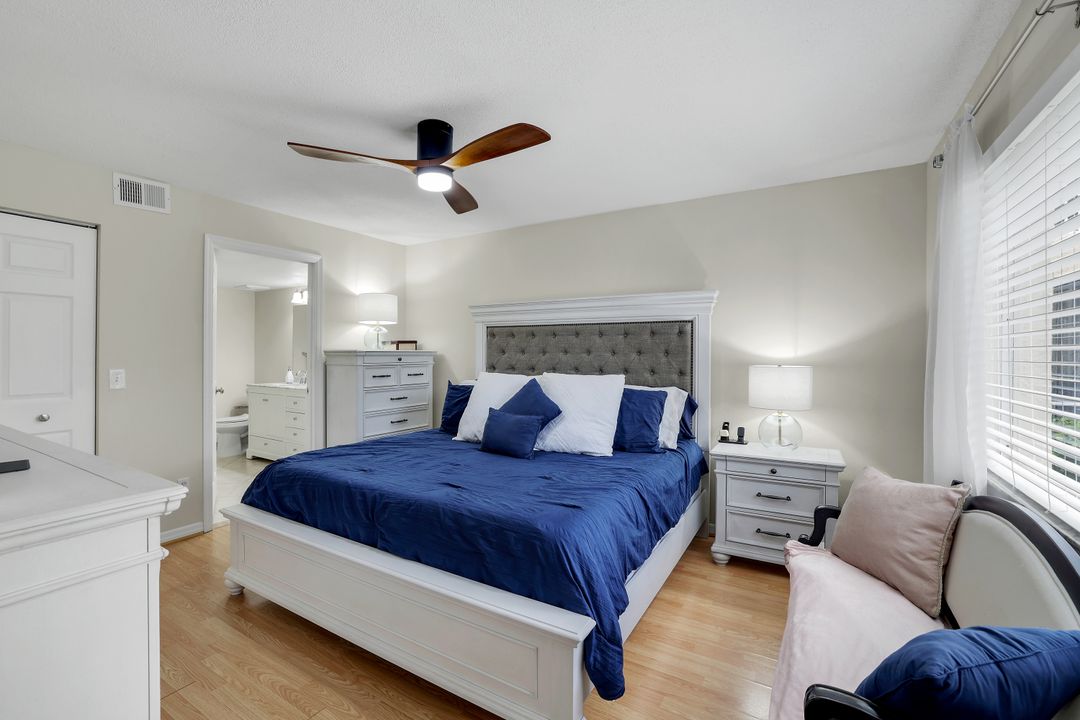 7774 Jewel Ln #103, Naples, FL 34109