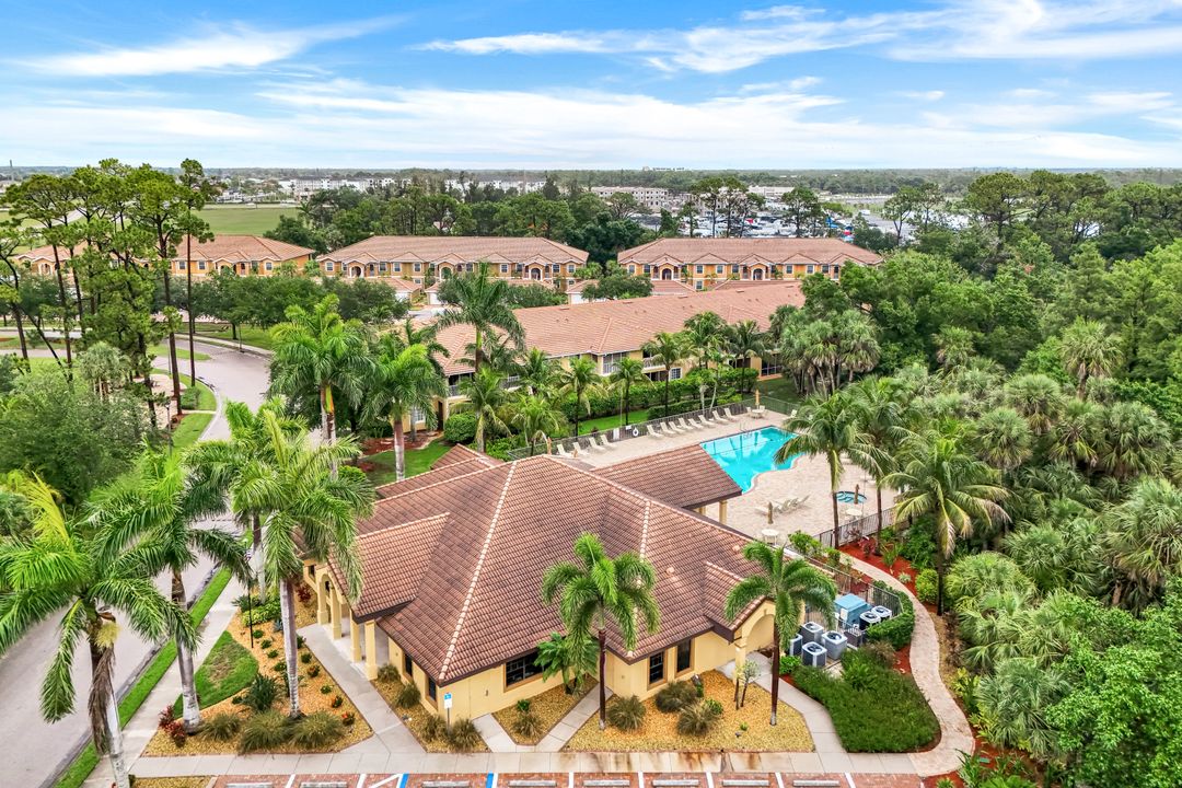1089 Winding Pines Circle #106, Cape Coral, FL 33909