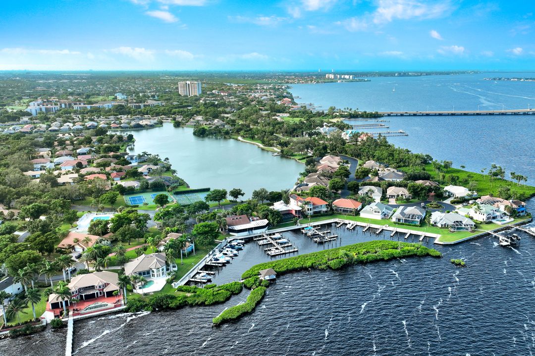 9599 Halyards Ct #13, Fort Myers, FL 33919