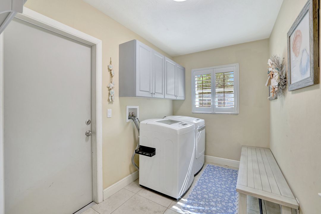 1293 Jamaica Rd, Marco Island, FL 34145