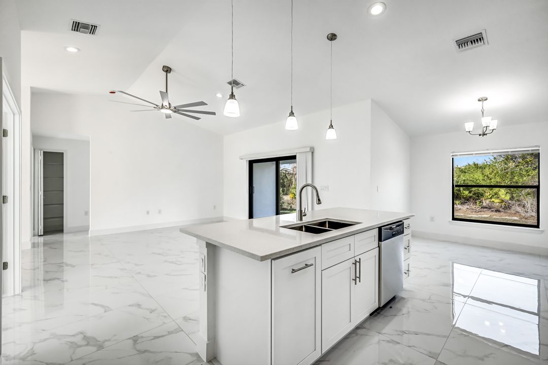 3018 11th St SW, Lehigh Acres, FL 33976