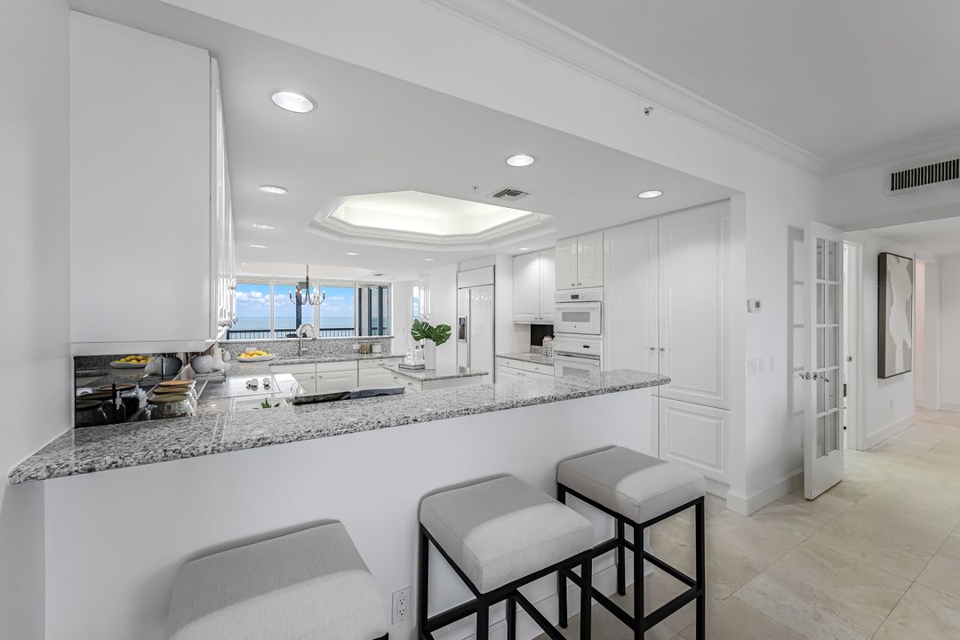 8473 Bay Colony Dr #1803, Naples, FL 34108