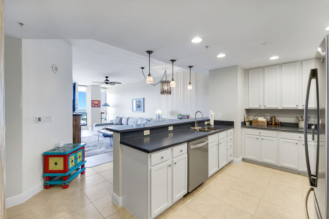 5781 Cape Harbour Dr  #1108, Cape Coral, FL 33914