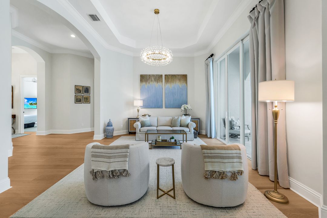 7395 Monteverde Way, Naples, FL 34119