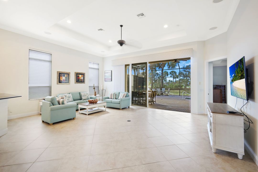 18190 Parkside Greens Dr, Fort Myers, FL 33908