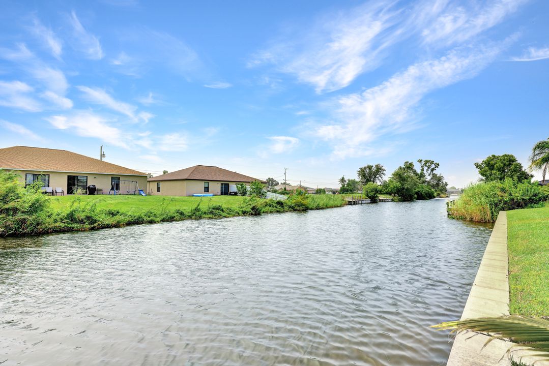 606 SE 4th St, Cape Coral, FL 33990