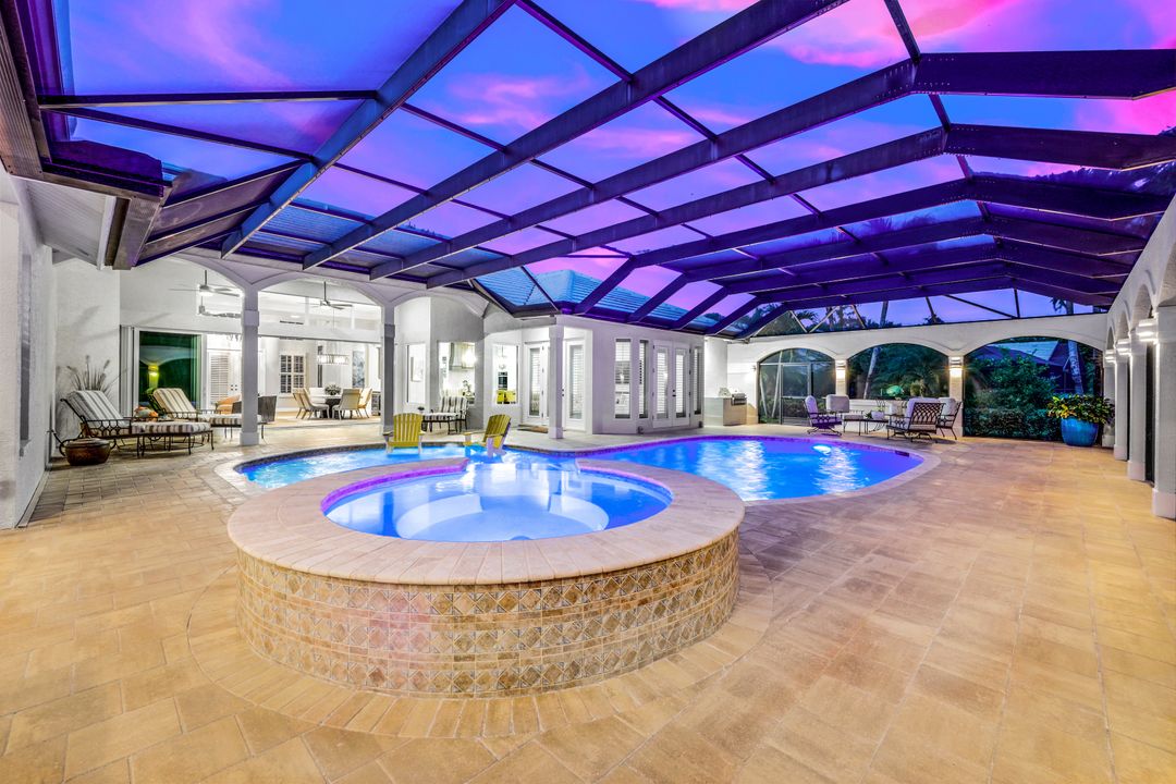 4624 Pond Apple Dr N, Naples, FL 34119