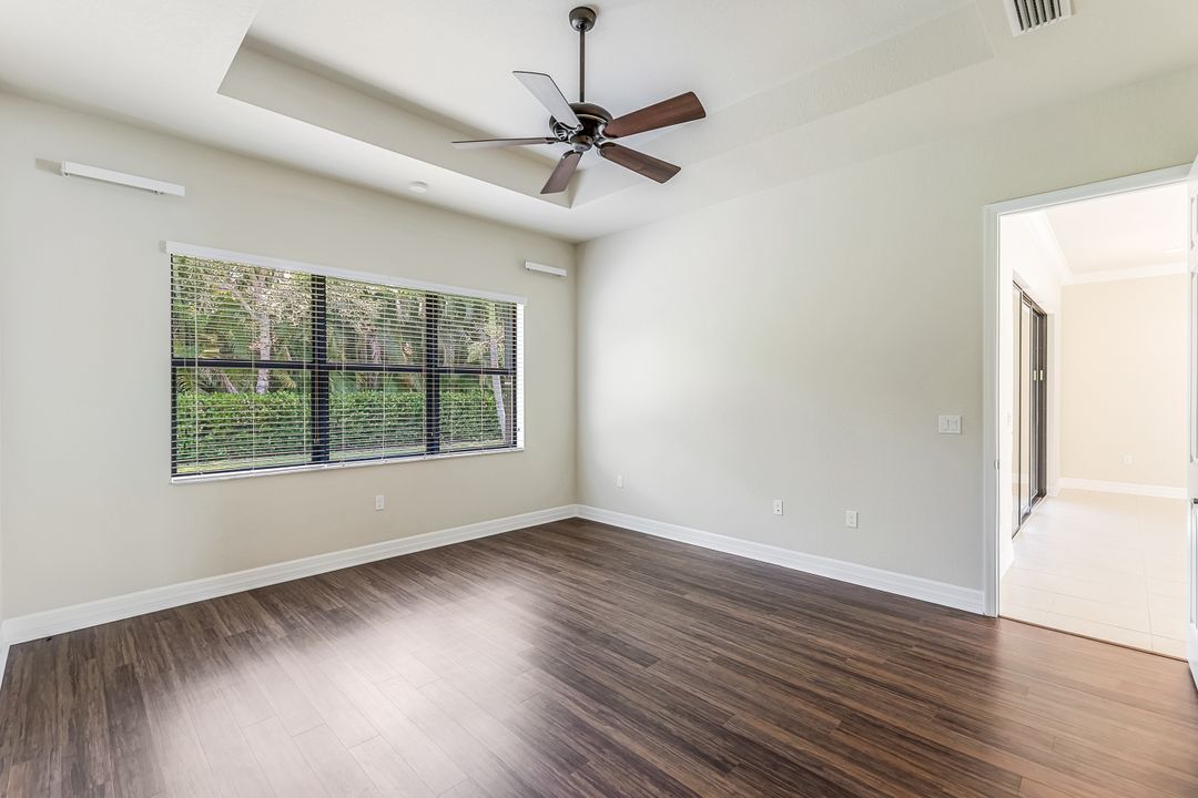 13644 Mandarin Cir, Naples, FL 34109