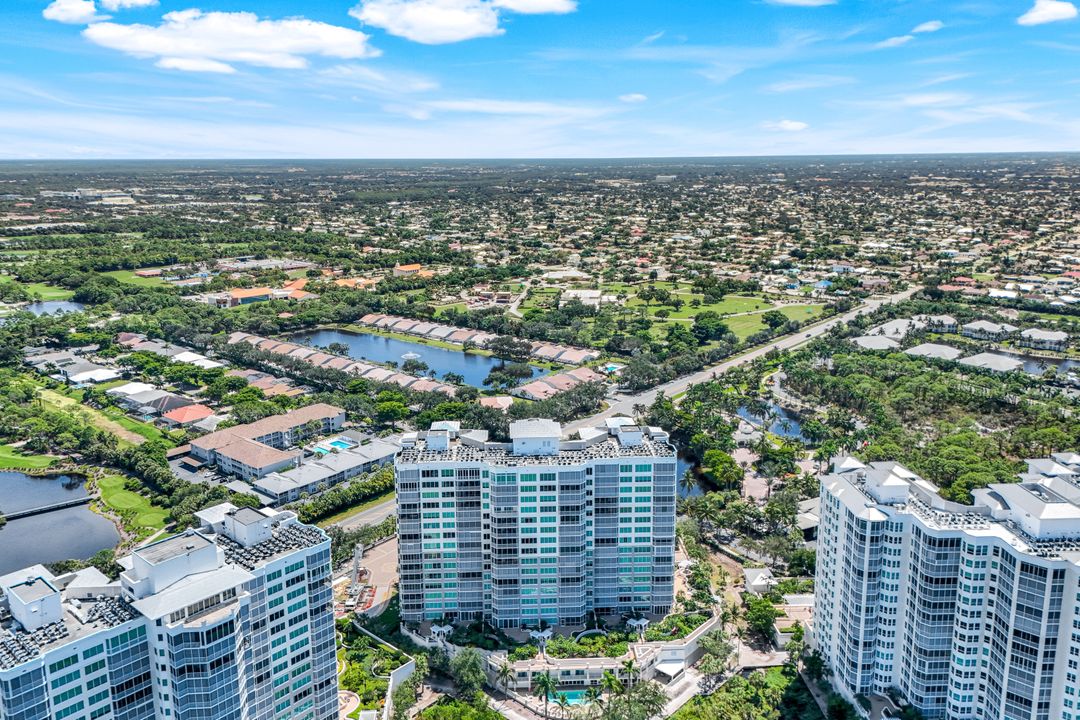 275 Indies Way #1703, Naples, FL 34110
