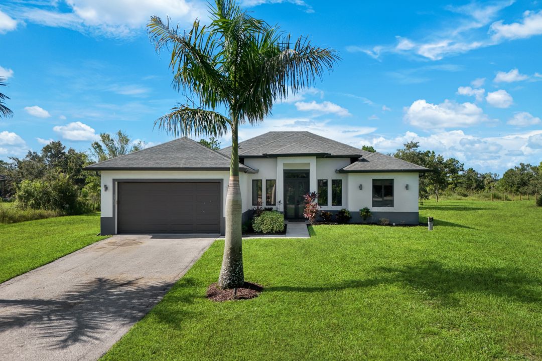 3362 56th Ave NE, Naples, FL 34120