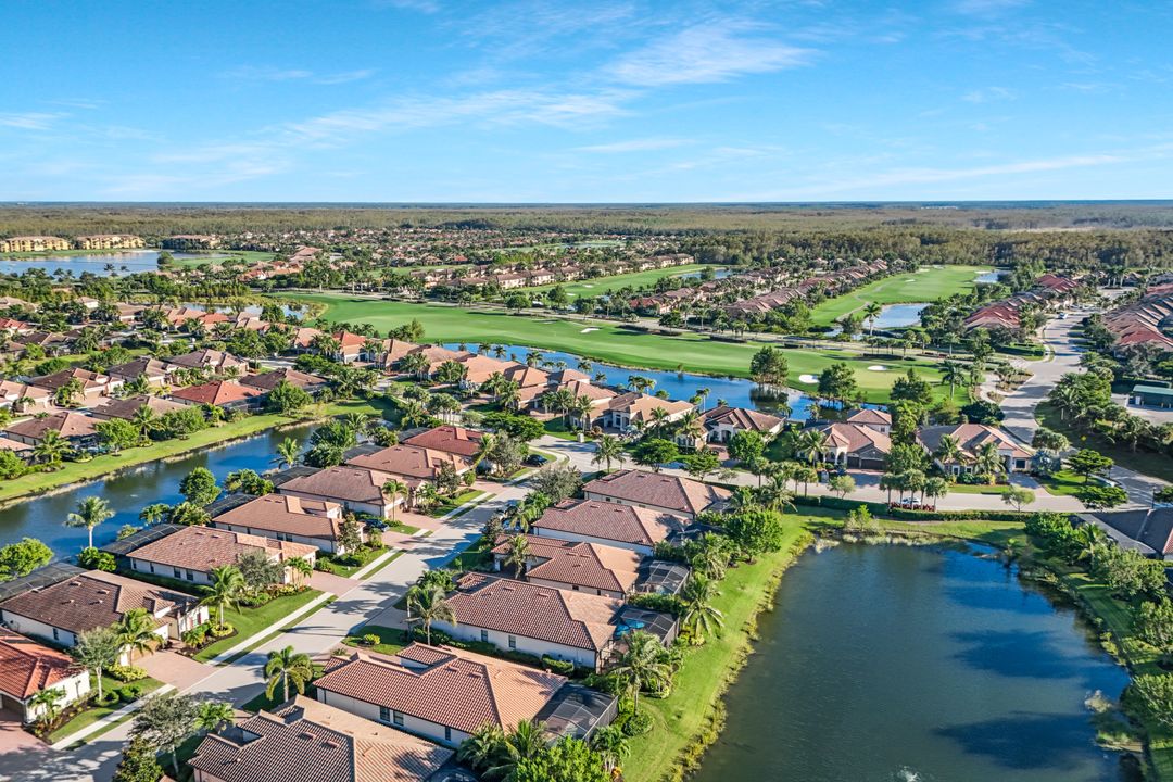 28126 Edenderry Ct, Bonita Springs, FL 34135