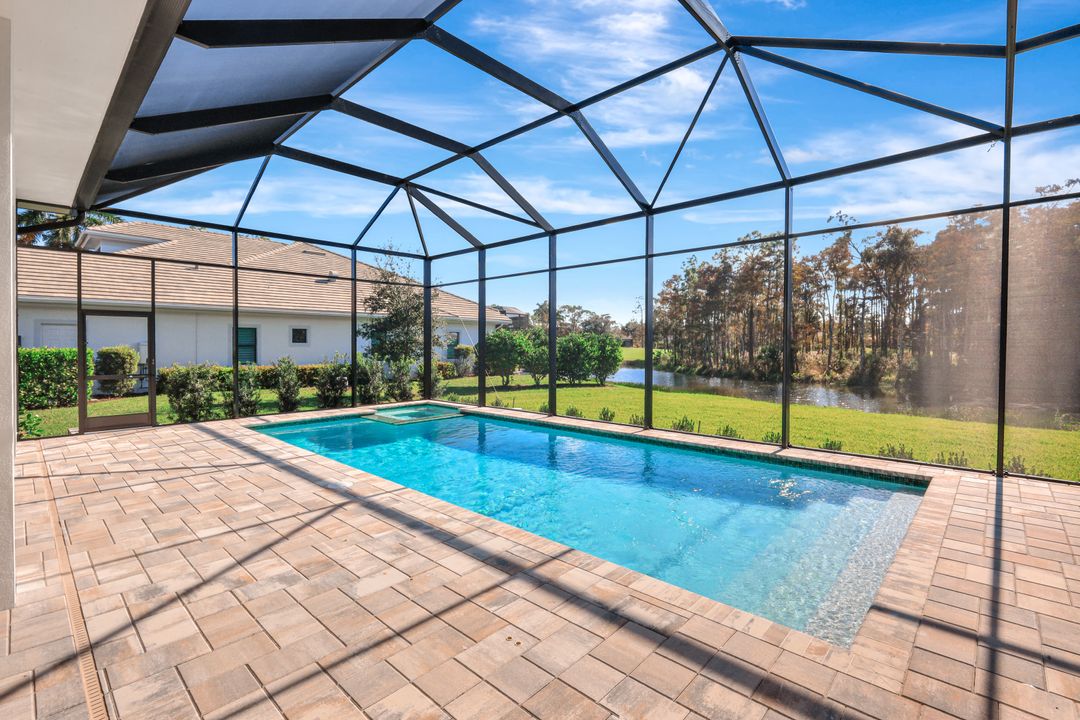 20262 Tiger Ct, Estero, FL 33928