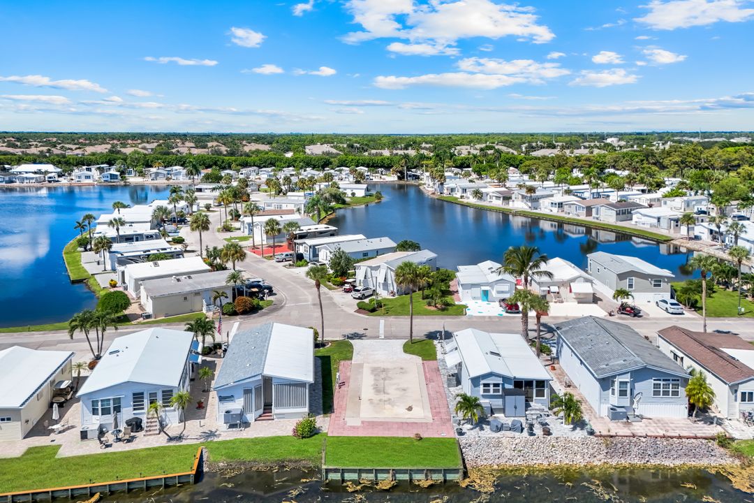 325 Imperial Wilderness Blvd, Naples, FL 34114