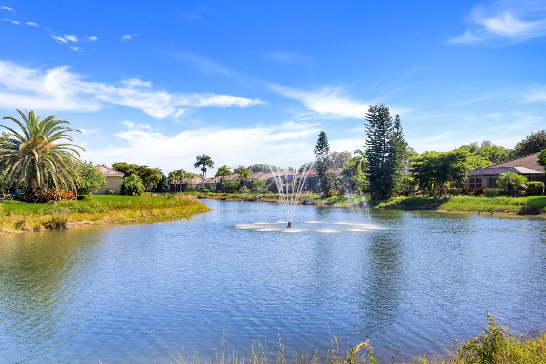 10168 Avonleigh Dr, Bonita Springs, FL 34135