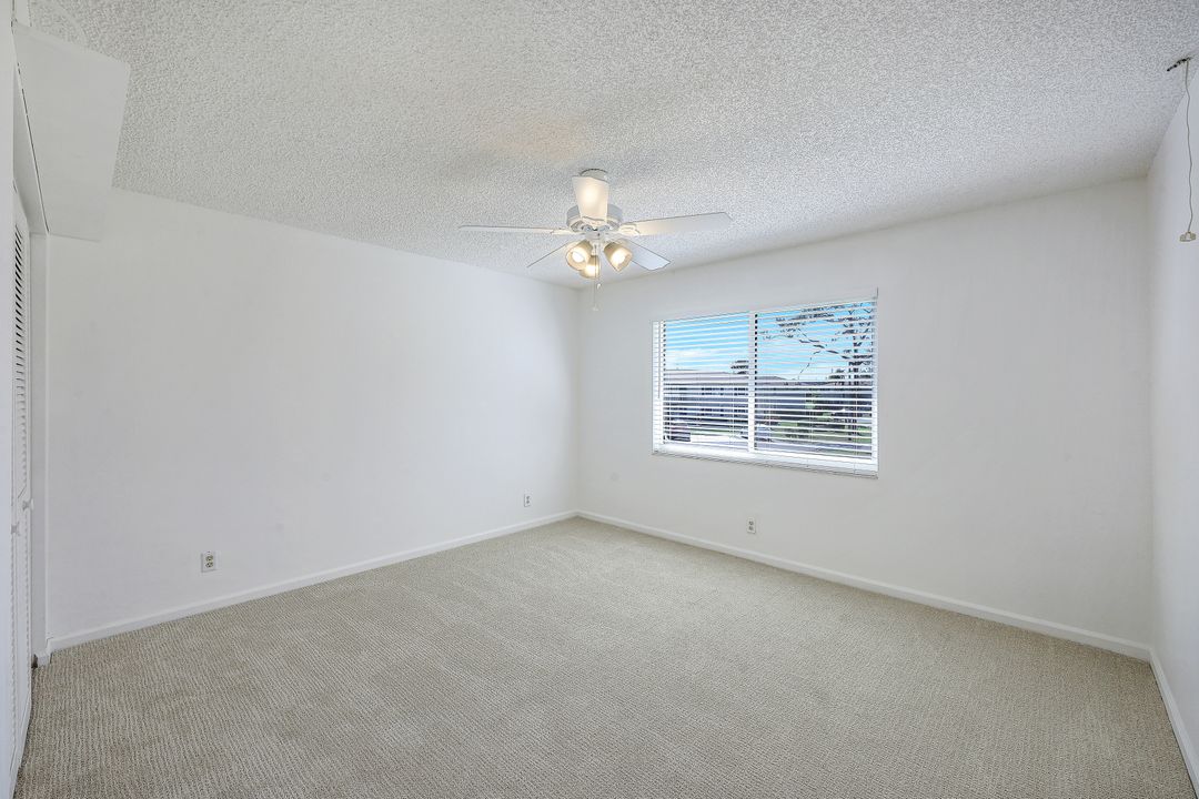 259 Winners Cir #4, Naples, FL 34112