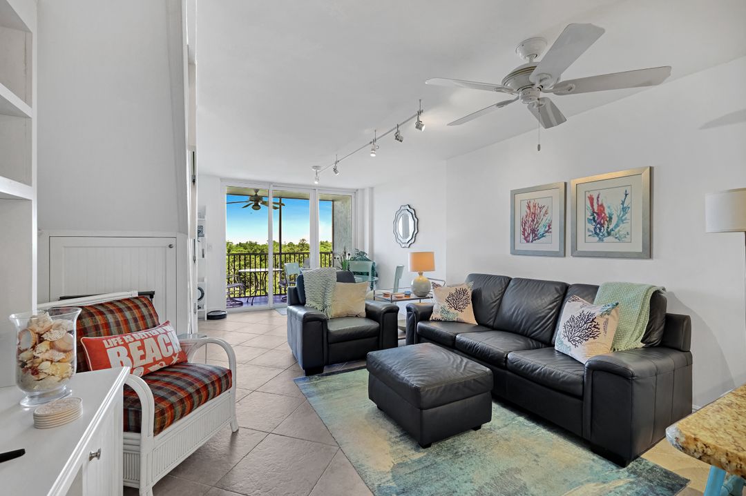 5 Bluebill Ave #505-605, Naples, FL 34108