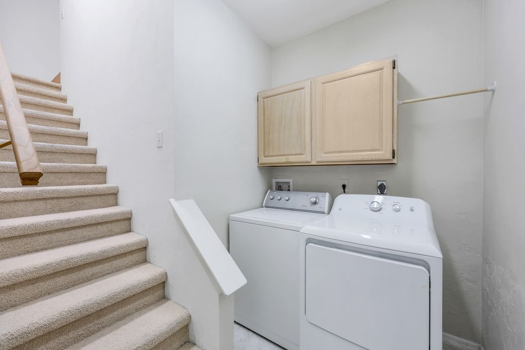 27181 Kindlewood Ln, Bonita Springs, FL 34134