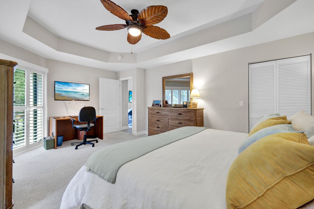 7056 Pelican Bay Blvd #201, Naples, FL 34108