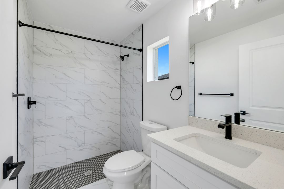 1517 NE 23rd St, Cape Coral, FL 33909