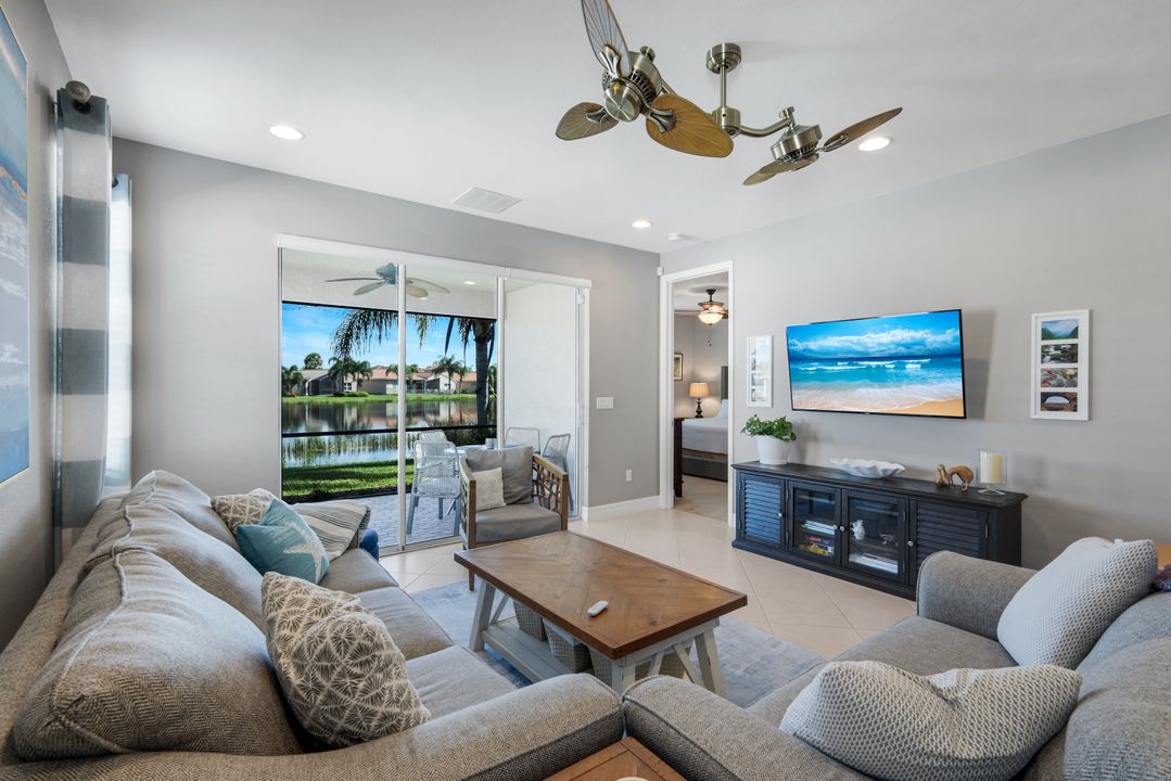 10443 Spruce Pine Ct, Fort Myers, FL 33913