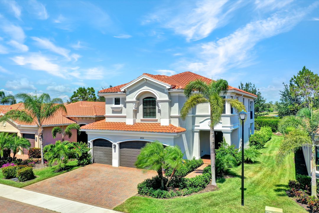 3054 Hudson Ter, Naples, FL 34119