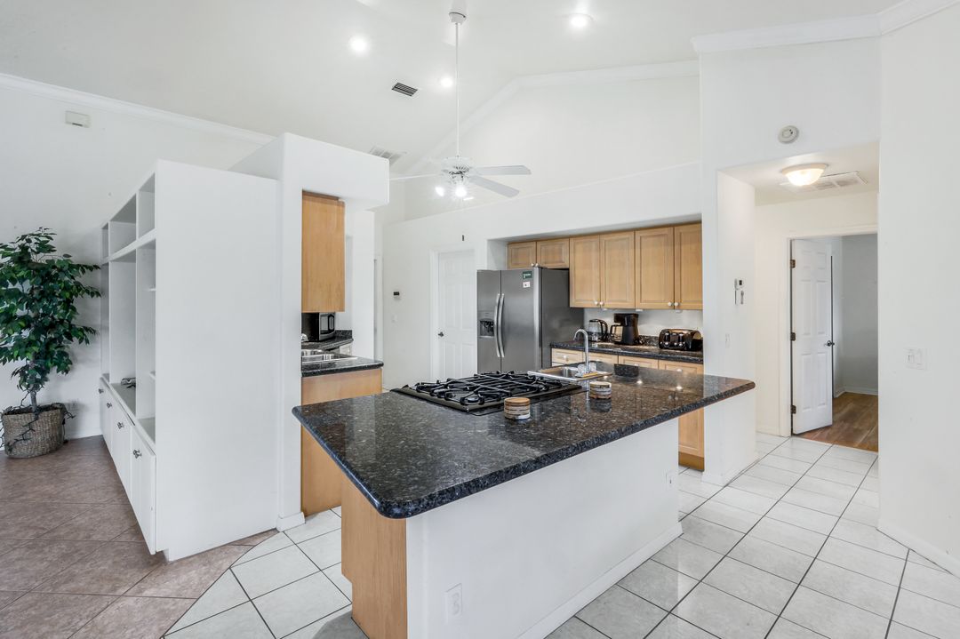 4130 SW 28th Ave, Cape Coral, FL 33914