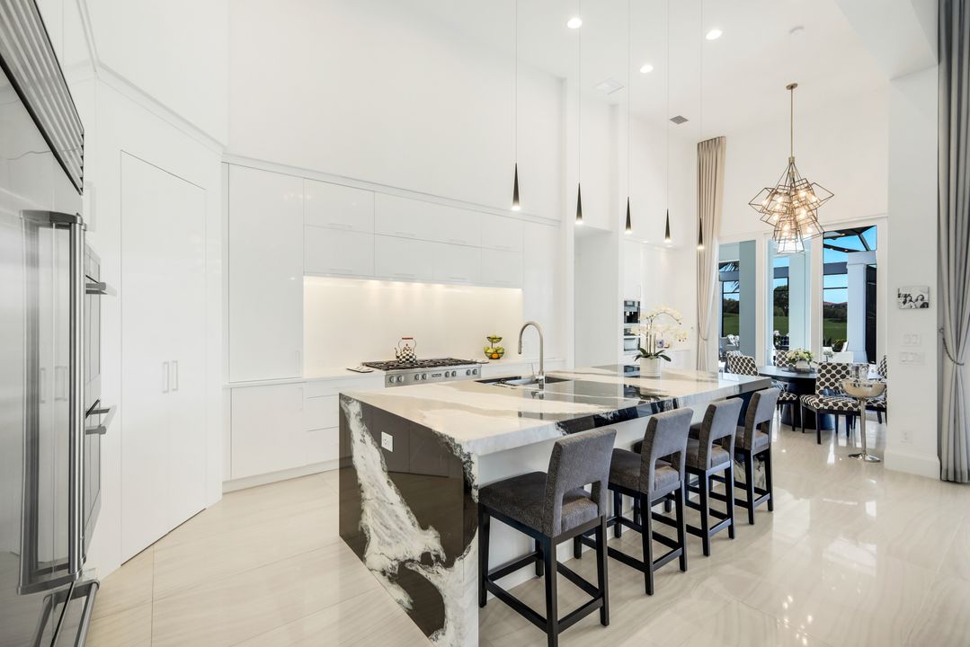 16438 Seneca Way, Naples, FL 34110