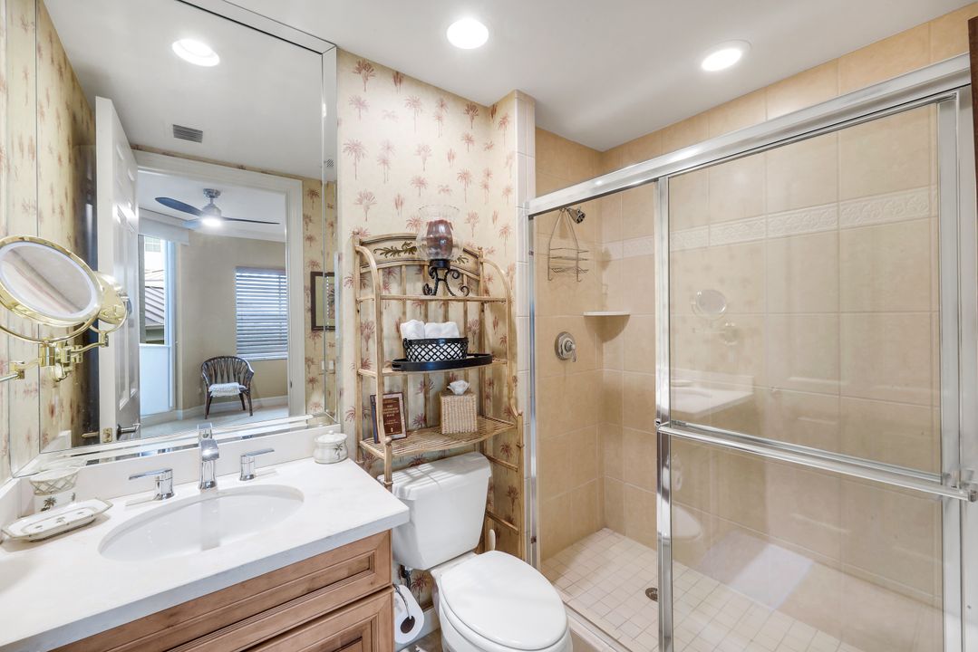 295 Grande Way #104, Naples, FL 34110