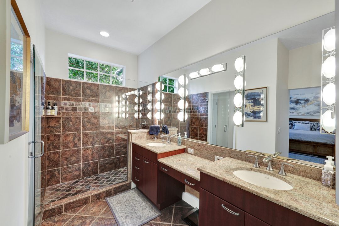 3490 Thornbury Ln, Bonita Springs, FL 34134