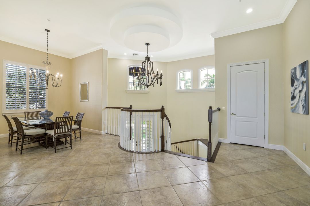 15539 Monterosso Ln #202, Naples, FL 34110