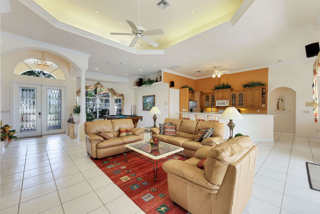 2008 Palaco Grande Pkwy, Cape Coral, FL 33904