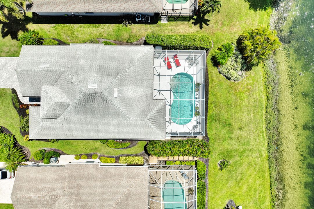 484 Crossfield Cir, Naples, FL 34104